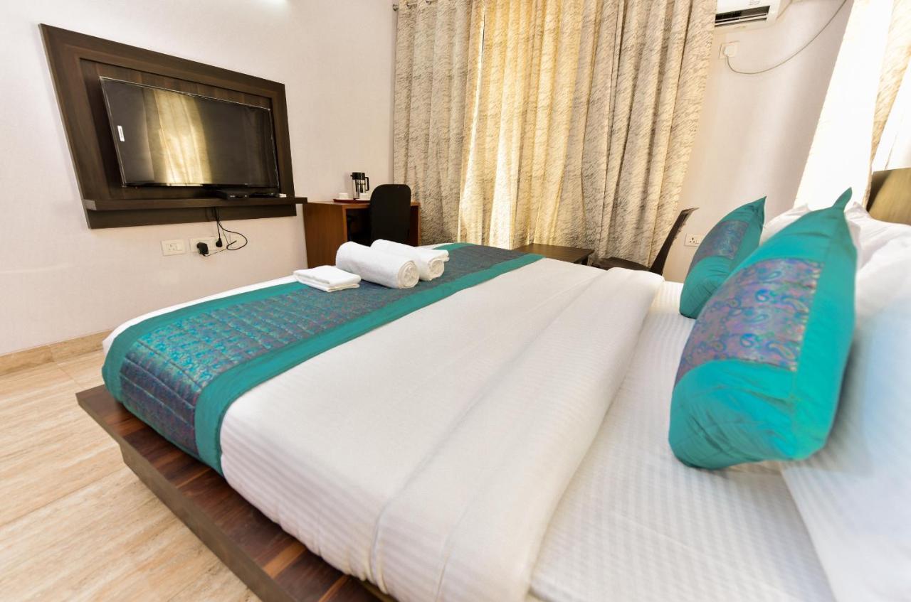 Rbm Residency Hotel Gurgaon Exterior photo